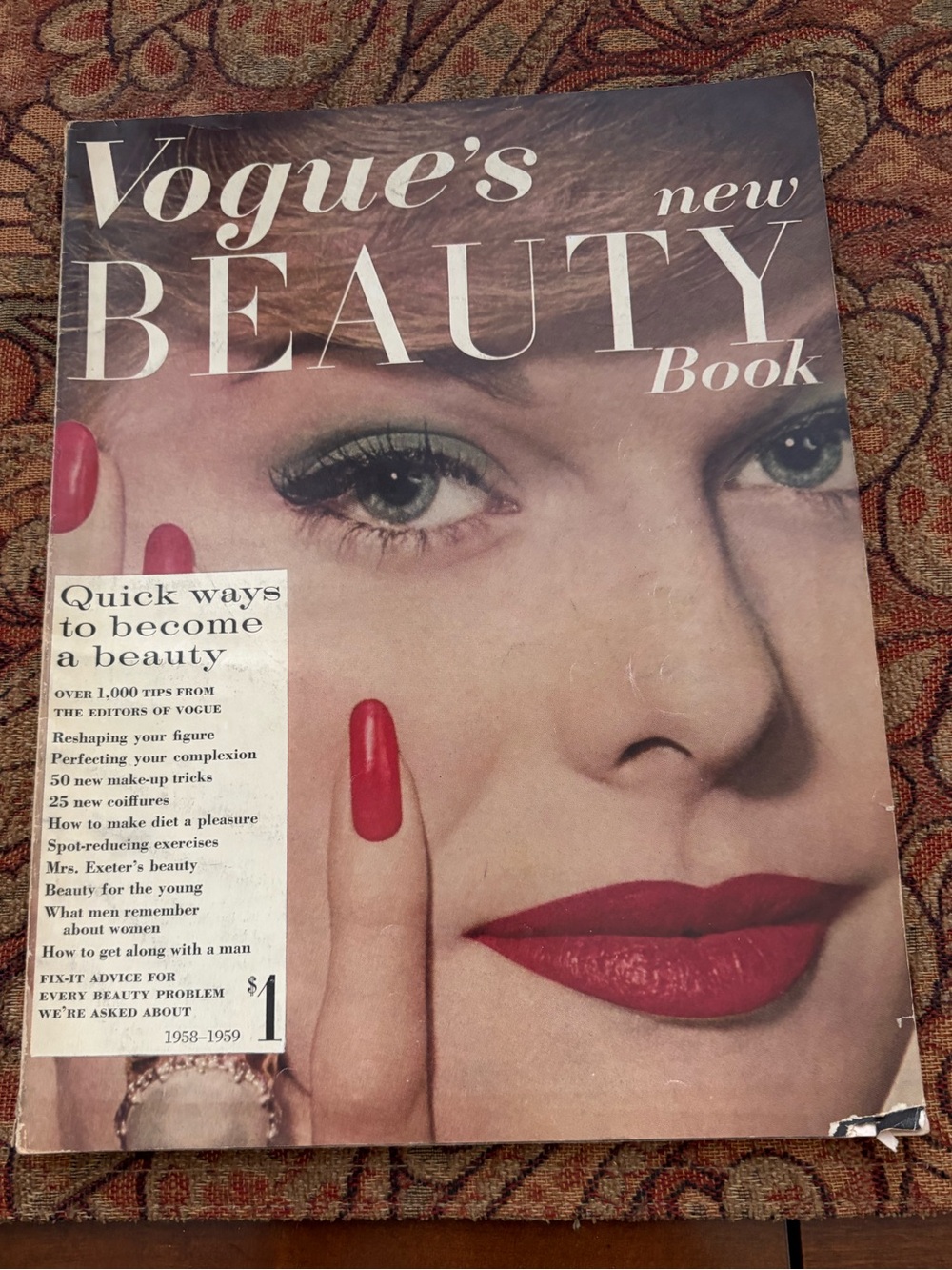 ✨Vintage 1958 Vogue's New Beauty Book Magazine 1959 Irving Penn Cover Ads✨